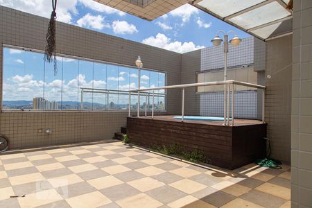 Apartamento à venda com 192m², 3 quartos e 2 vagasCobertura