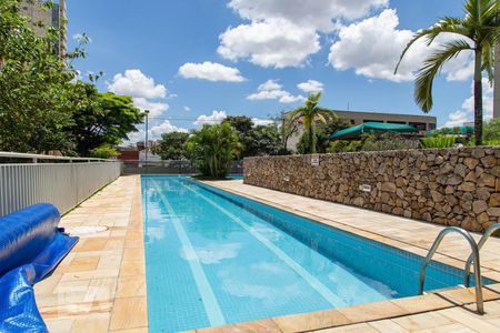 Apartamento à venda com 192m², 3 quartos e 2 vagasPiscina