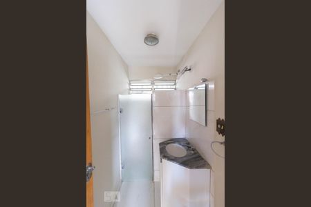 Apartamento para alugar com 50m², 2 quartos e 1 vaga Apartamento para alugar com 50m², 2 quartos e 1 vagaBanheiro