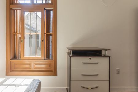 Quarto 1 de apartamento para alugar com 3 quartos, 80m² em Centro Histórico, Porto Alegre