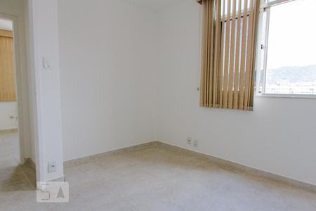 Apartamento à venda com 76m², 3 quartos e 1 vagaQuarto 3