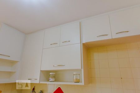 Apartamento à venda com 76m², 3 quartos e 1 vagaCozinha - Armários