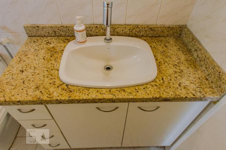 Apartamento à venda com 76m², 3 quartos e 1 vagaBanheiro  Social