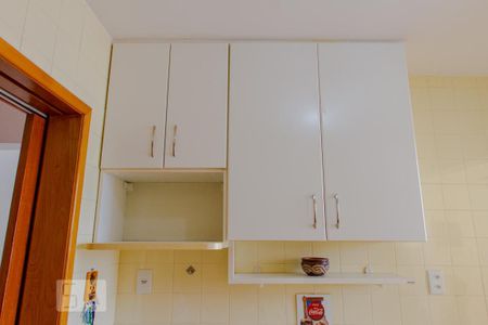 Apartamento à venda com 76m², 3 quartos e 1 vagaCozinha - Armários