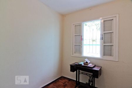 Casa à venda com 250m², 5 quartos e 2 vagasQuarto 3