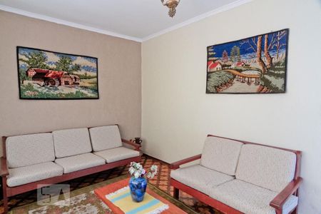 Sala de casa à venda com 5 quartos, 250m² em Vila Roque, São Paulo