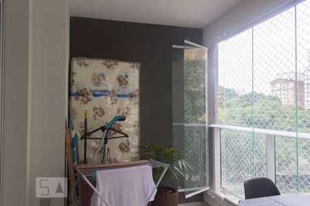 Varanda de kitnet/studio à venda com 1 quarto, 34m² em Consolação, São Paulo