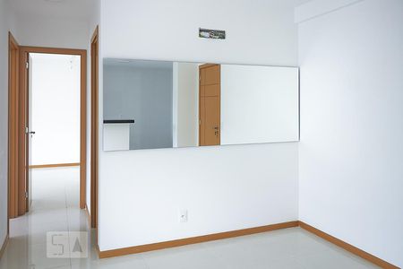 Sala de apartamento para alugar com 2 quartos, 75m² em Freguesia de Jacarepaguá, Rio de Janeiro