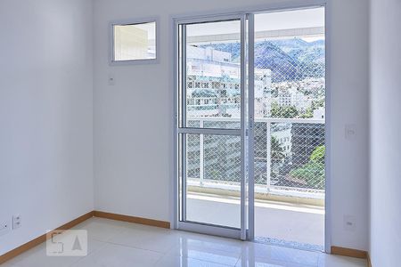 Apartamento para alugar com 75m², 2 quartos e 1 vagaQuarto 2 - Suíte