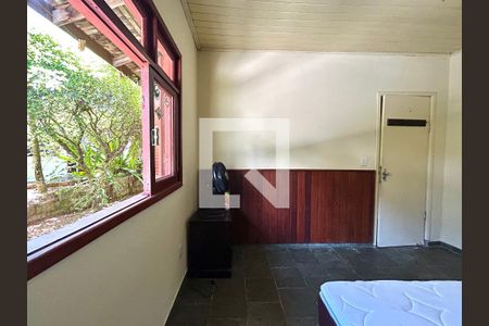 Quarto 1 de casa para alugar com 6 quartos, 230m² em Campeche, Florianópolis