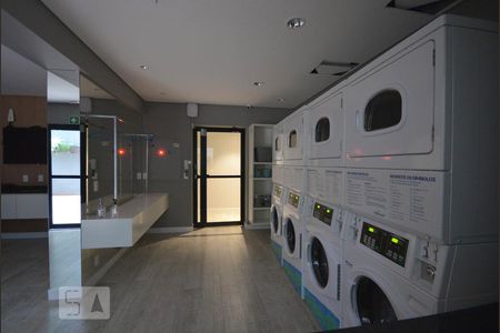 Studio para alugar com 21m², 1 quarto e sem vaga Studio para alugar com 21m², 1 quarto e sem vagaLavanderia