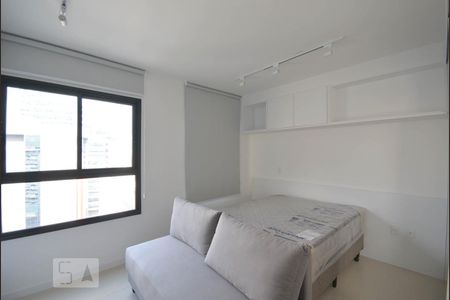 Quarto de kitnet/studio para alugar com 1 quarto, 21m² em Liberdade, São Paulo