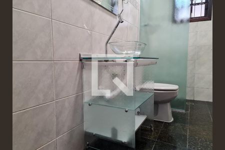 Casa para alugar com 147m², 4 quartos e 2 vagas Casa para alugar com 147m², 4 quartos e 2 vagasBanheiro Social 2