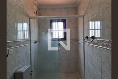 Casa para alugar com 147m², 4 quartos e 2 vagas Casa para alugar com 147m², 4 quartos e 2 vagasBanheiro Social 1
