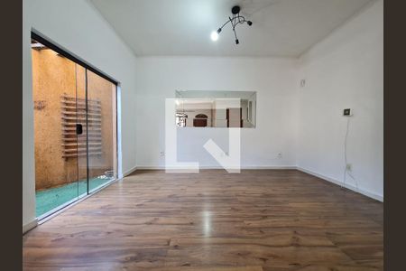 Sala de casa para alugar com 4 quartos, 147m² em Jardim Célia, Guarulhos