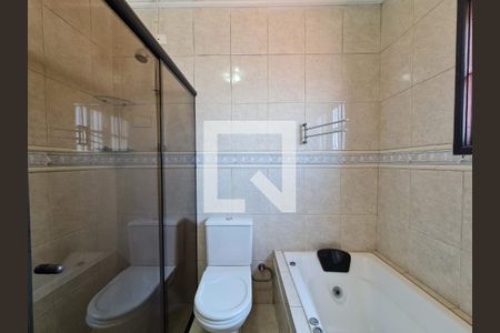 Casa para alugar com 147m², 4 quartos e 2 vagas Casa para alugar com 147m², 4 quartos e 2 vagasBanheiro da Suíte