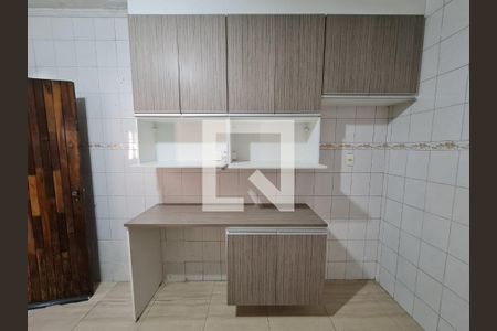 Casa para alugar com 147m², 4 quartos e 2 vagas Casa para alugar com 147m², 4 quartos e 2 vagasCozinha