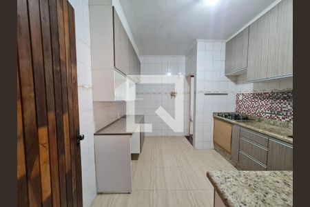 Casa para alugar com 147m², 4 quartos e 2 vagas Casa para alugar com 147m², 4 quartos e 2 vagasCozinha