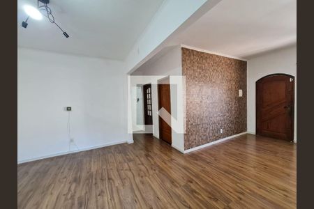 Sala de casa para alugar com 4 quartos, 147m² em Jardim Célia, Guarulhos