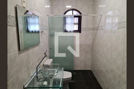 Casa para alugar com 147m², 4 quartos e 2 vagas Casa para alugar com 147m², 4 quartos e 2 vagasBanheiro Social 2