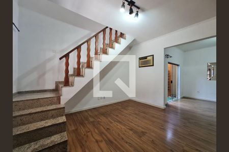 Sala de casa para alugar com 4 quartos, 147m² em Jardim Célia, Guarulhos