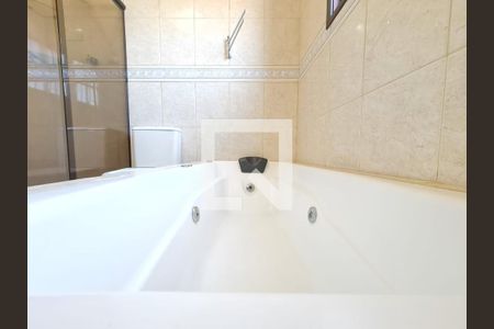 Casa para alugar com 147m², 4 quartos e 2 vagas Casa para alugar com 147m², 4 quartos e 2 vagasBanheiro da Suíte