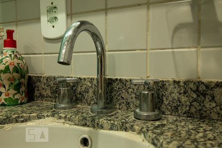 Apartamento à venda com 111m², 2 quartos e 2 vagas Apartamento à venda com 111m², 2 quartos e 2 vagasBanheiro da suíte