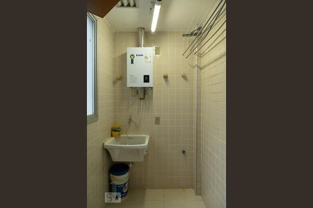 Apartamento à venda com 111m², 2 quartos e 2 vagas Apartamento à venda com 111m², 2 quartos e 2 vagasÁrea de Serviço