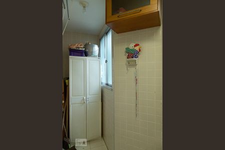 Apartamento à venda com 111m², 2 quartos e 2 vagas Apartamento à venda com 111m², 2 quartos e 2 vagasÁrea de Serviço