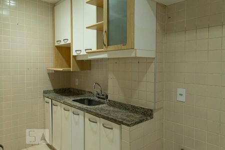 Apartamento à venda com 111m², 2 quartos e 2 vagas Apartamento à venda com 111m², 2 quartos e 2 vagasCozinha