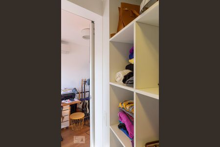 Apartamento à venda com 110m², 3 quartos e 1 vagaCloset do Quarto 2