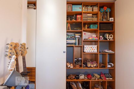 Apartamento à venda com 110m², 3 quartos e 1 vagaQuarto 2