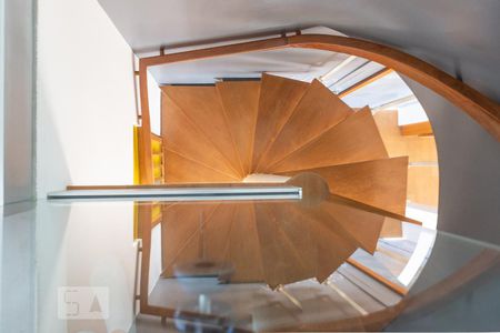 Apartamento à venda com 110m², 3 quartos e 1 vagaEscada