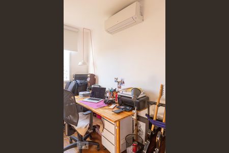 Apartamento à venda com 110m², 3 quartos e 1 vagaQuarto 2