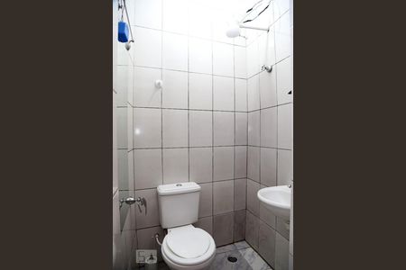 Banheiro de casa para alugar com 1 quarto, 39m² em Cidade Intercap, Taboão da Serra