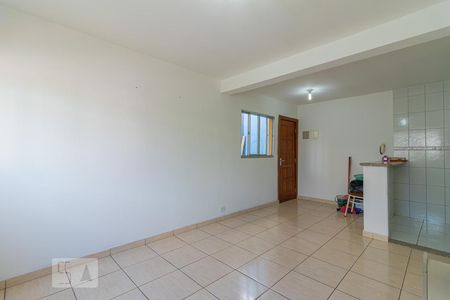 Sala de casa de condomínio para alugar com 3 quartos, 69m² em Vila Dom Pedro I, São Paulo