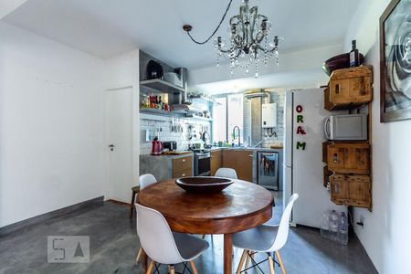 Apartamento para alugar com 90m², 3 quartos e sem vagaCozinha