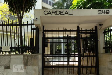 Apartamento para alugar com 90m², 3 quartos e sem vagaFachada