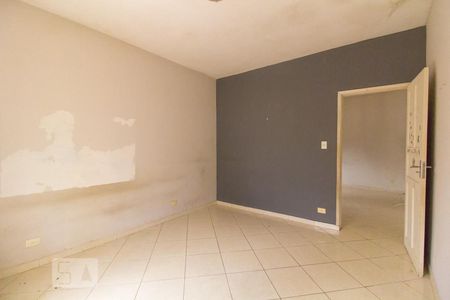 Quarto de casa à venda com 1 quarto, 126m² em Santa Teresinha, São Paulo