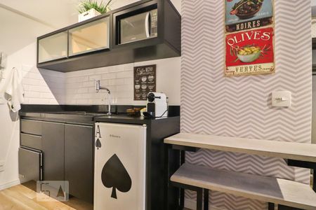 Cozinha de kitnet/studio à venda com 1 quarto, 28m² em República, São Paulo