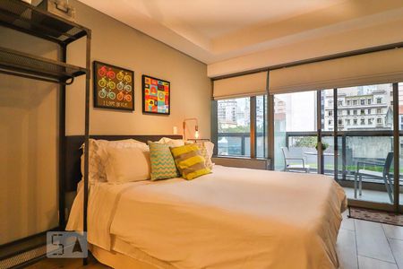 Sala/Quarto de kitnet/studio à venda com 1 quarto, 28m² em República, São Paulo