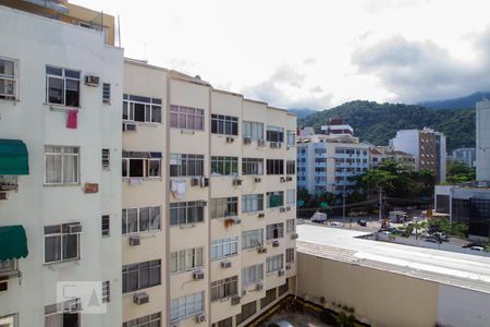 Vista do Quarto - Suíte de apartamento para alugar com 1 quarto, 35m² em Leblon, Rio de Janeiro