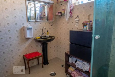 Casa à venda com 240m², 4 quartos e 7 vagasBanheiro