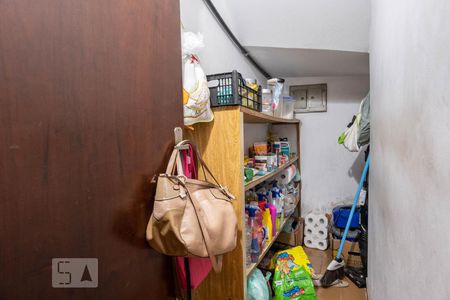 Casa à venda com 240m², 4 quartos e 7 vagasDespensa