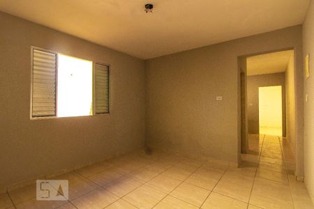 Quarto de casa para alugar com 1 quarto, 45m² em Vila Santa Clara, São Paulo