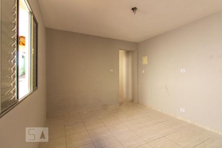 Quarto de casa para alugar com 1 quarto, 45m² em Vila Santa Clara, São Paulo