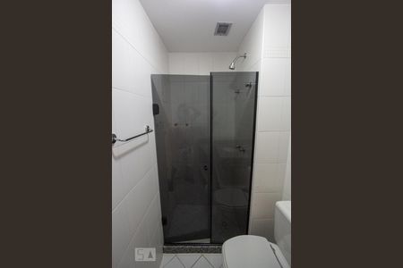 Apartamento para alugar com 72m², 2 quartos e 1 vaga Apartamento para alugar com 72m², 2 quartos e 1 vagaBanheiro Social