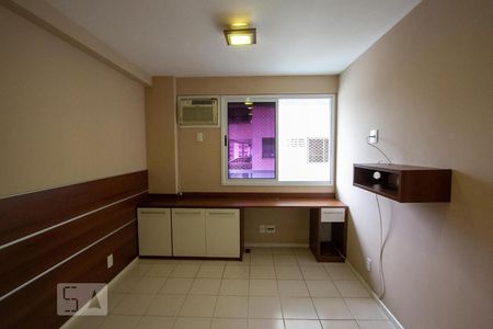 Apartamento para alugar com 72m², 2 quartos e 1 vaga Apartamento para alugar com 72m², 2 quartos e 1 vagaQuarto (Quarto Suíte 1)