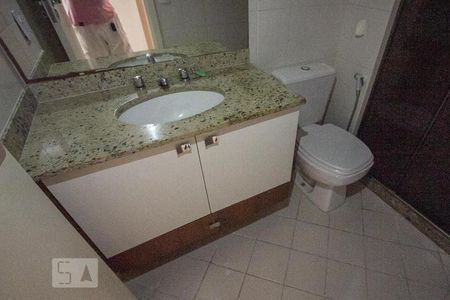 Apartamento para alugar com 72m², 2 quartos e 1 vaga Apartamento para alugar com 72m², 2 quartos e 1 vagaDetalhe do Banheiro da Suíte