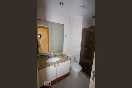 Apartamento para alugar com 72m², 2 quartos e 1 vaga Apartamento para alugar com 72m², 2 quartos e 1 vagaDetalhe do Banheiro da Suíte